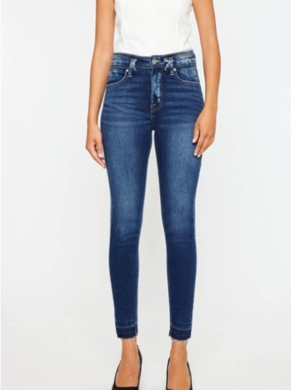 Kancan Dark Wash Skinny Jeans High Rise - Size 0/23